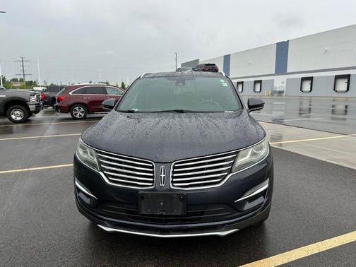 2015 Lincoln MKC Base