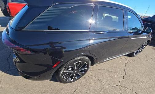 2024 Lincoln Nautilus Reserve