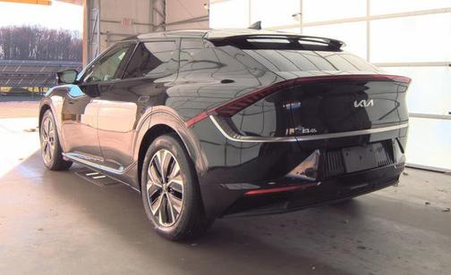 2022 Kia EV6 Wind