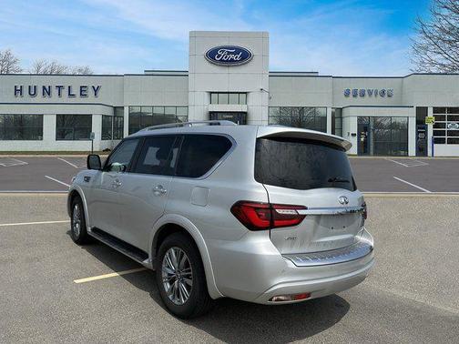 2021 INFINITI QX80 Luxe