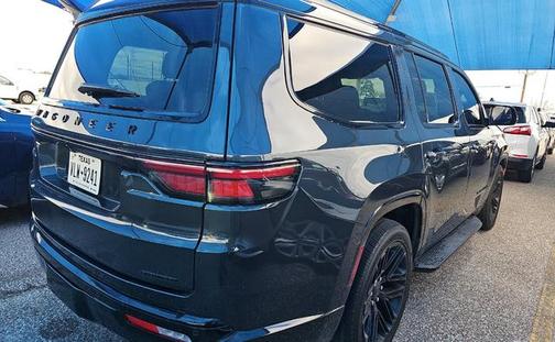 2023 Jeep Wagoneer Series II Carbide 4x4