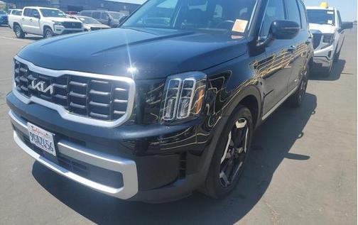 Ebony Black 2023 Kia Telluride S