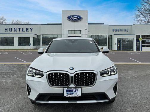 2024 BMW X4 xDrive30i