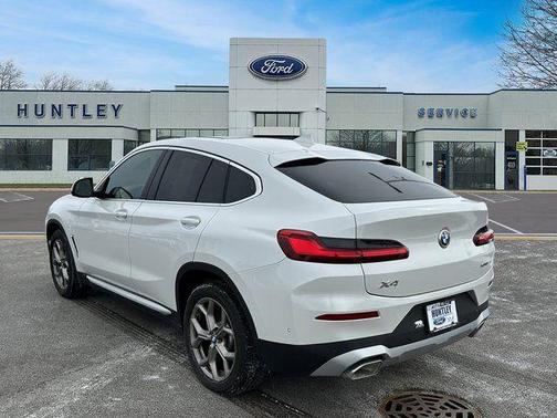 2024 BMW X4 xDrive30i