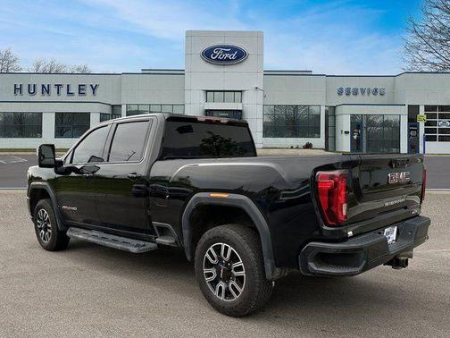 2023 GMC Sierra 2500 AT4