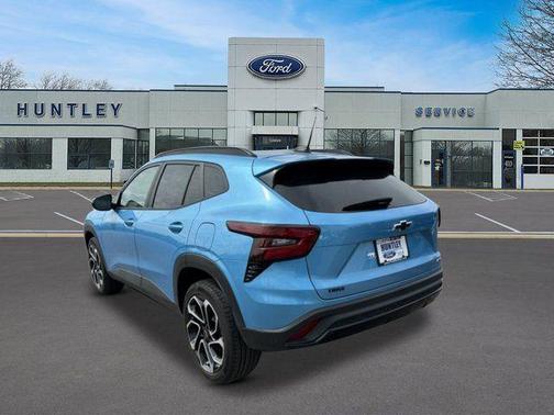 Marina Blue Metallic 2025 Chevrolet Trax FWD 2RS