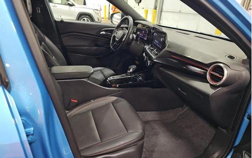 Marina Blue Metallic 2025 Chevrolet Trax FWD 2RS