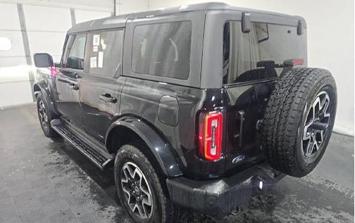 Shadow Black 2025 Ford Bronco Outer Banks