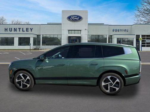 Ionosphere Green 2026 Hyundai IONIQ 9 Performance Calligraphy