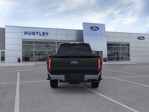 2025 Ford F-350 XLT