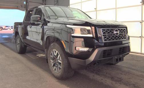 2024 Nissan Frontier SL