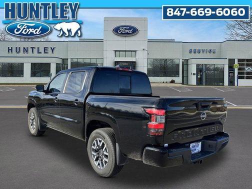 2024 Nissan Frontier SL