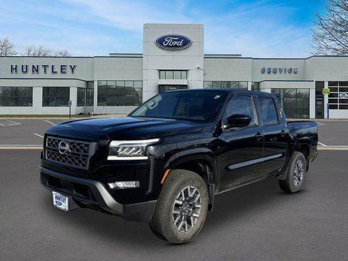 Super Black 2024 Nissan Frontier SL