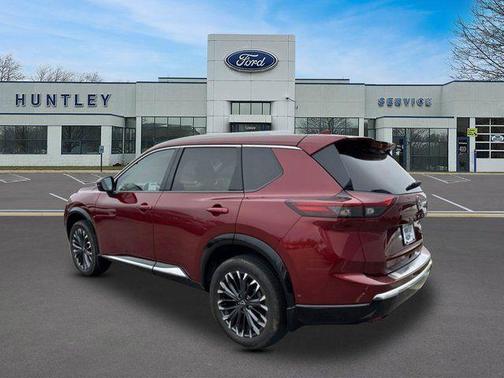 Scarlet Ember Tintcoat 2024 Nissan Rogue Platinum