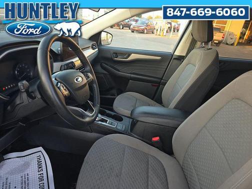 Carbonized Gray Metallic 2022 Ford Escape SE