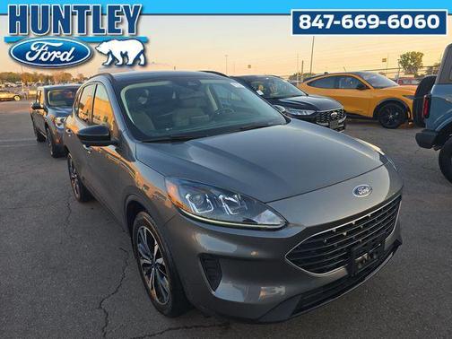 Carbonized Gray Metallic 2022 Ford Escape SE