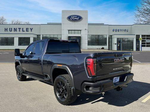 2025 GMC Sierra 2500 AT4