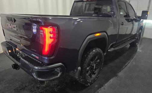 2025 GMC Sierra 2500 AT4