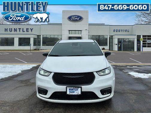 2024 Chrysler Pacifica Hybrid S Appearance Pkg