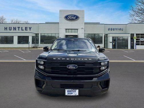 Black Metallic 2025 Ford Expedition Active