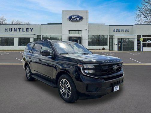 Black Metallic 2025 Ford Expedition Active