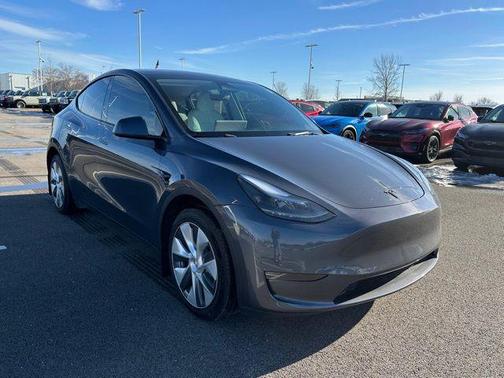 2024 Tesla Model Y Long Range Dual Motor All-Wheel Drive