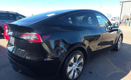 2023 Tesla Model Y Long Range Dual Motor All-Wheel Drive