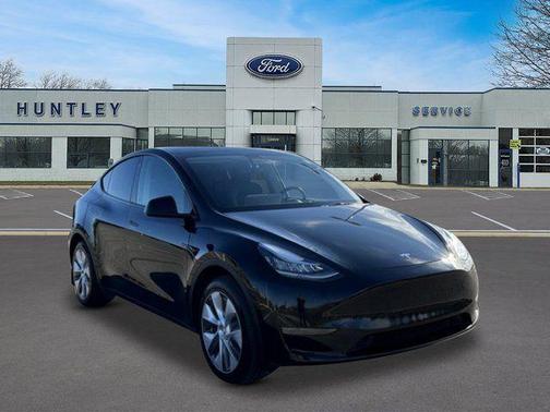 2023 Tesla Model Y Long Range Dual Motor All-Wheel Drive