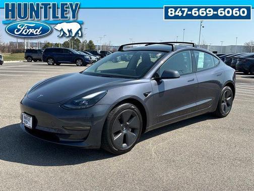 Gray 2023 Tesla Model 3 Long Range