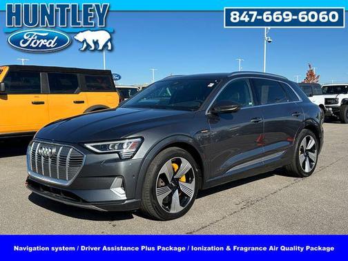 2019 Audi e-tron Premium Plus