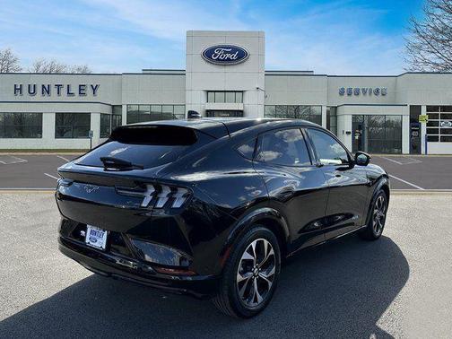 2022 Ford Mustang Mach-E Premium