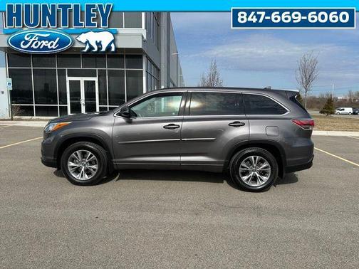 2016 Toyota Highlander LE