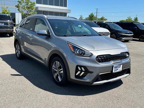 Steel Gray 2022 Kia Niro LXS