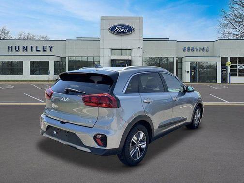 Steel Gray 2022 Kia Niro LXS