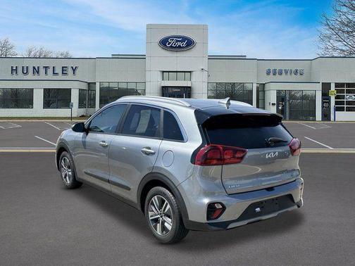 Steel Gray 2022 Kia Niro LXS