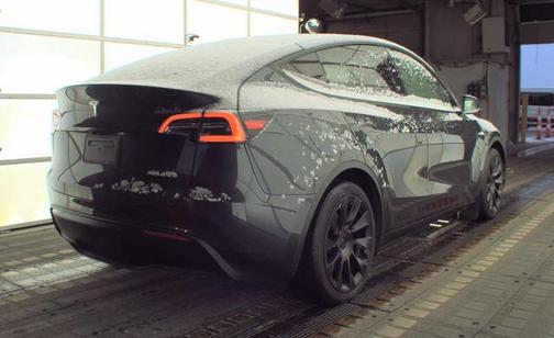 2024 Tesla Model Y Long Range Dual Motor All-Wheel Drive