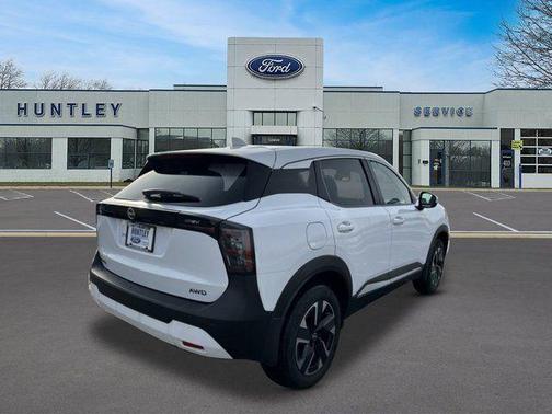 2025 Nissan Kicks SV