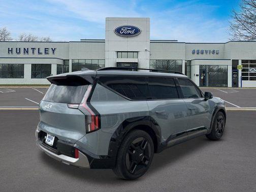 Iceberg Green 2024 Kia EV9 GT-Line
