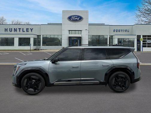 Iceberg Green 2024 Kia EV9 GT-Line
