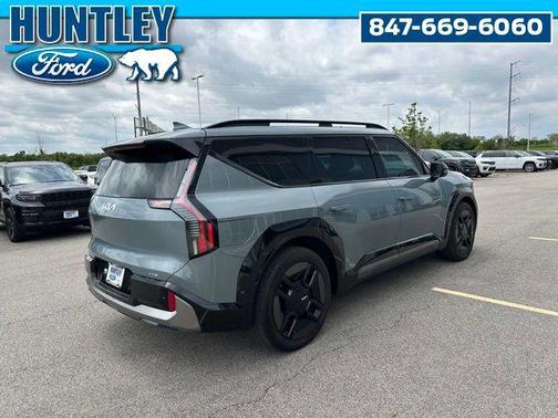 Iceberg Green 2024 Kia EV9 GT-Line