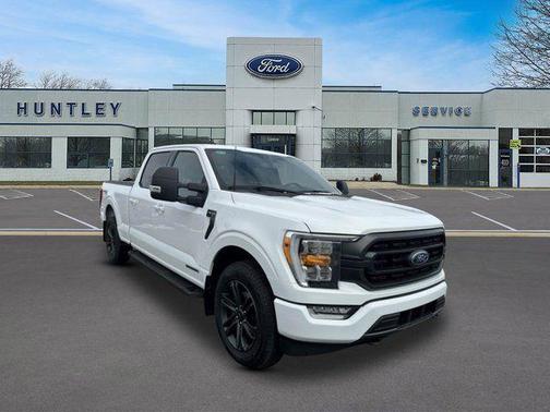 Oxford White 2023 Ford F-150 XLT