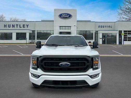 Oxford White 2023 Ford F-150 XLT