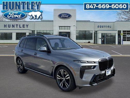 Skyscraper Grey Metallic 2024 BMW X7 xDrive40i