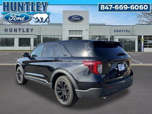 2022 Ford Explorer ST-Line