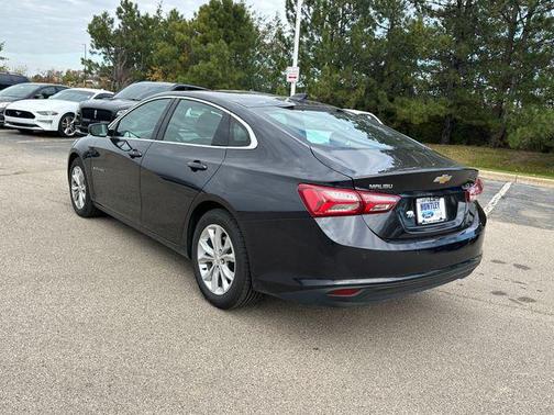 2022 Chevrolet Malibu FWD LT