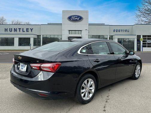 2022 Chevrolet Malibu FWD LT