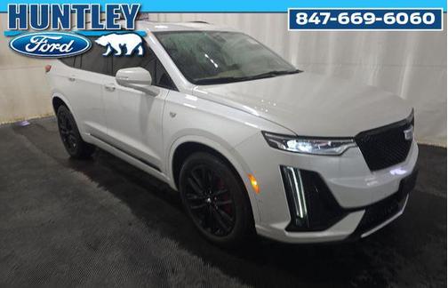 Crystal White Tricoat 2024 Cadillac XT6 Sport AWD