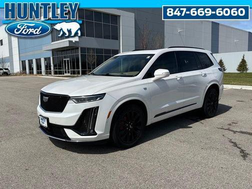 Crystal White Tricoat 2024 Cadillac XT6 Sport AWD