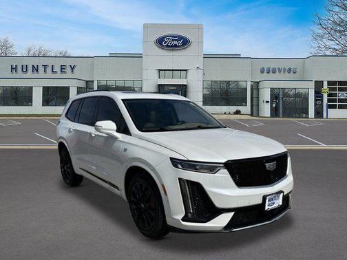 Crystal White Tricoat 2024 Cadillac XT6 Sport AWD