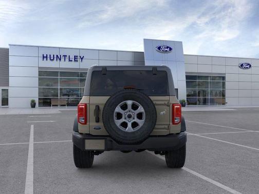 Desert Sand 2025 Ford Bronco Big Bend